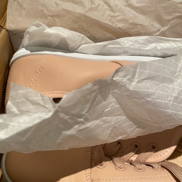 Shoes - Picture 2 of 3